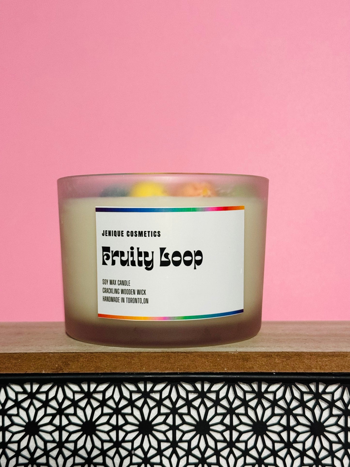 FRUITY LOOP WOODEN WICK CANDLE (PREORDER)